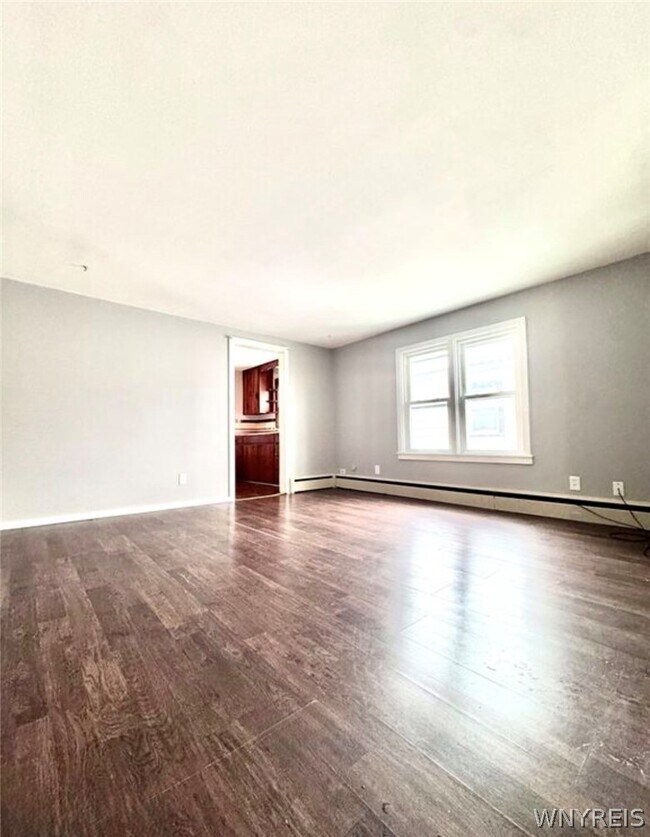 70 Harvey Ave