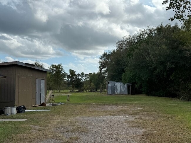 Photo - 11831 FM1764