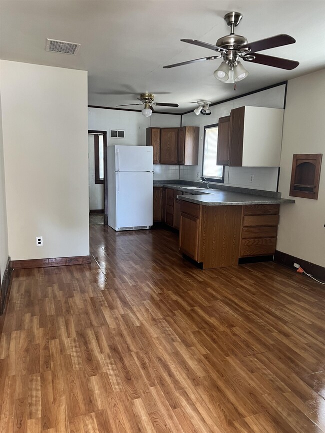 Photo - 906 S 7th St