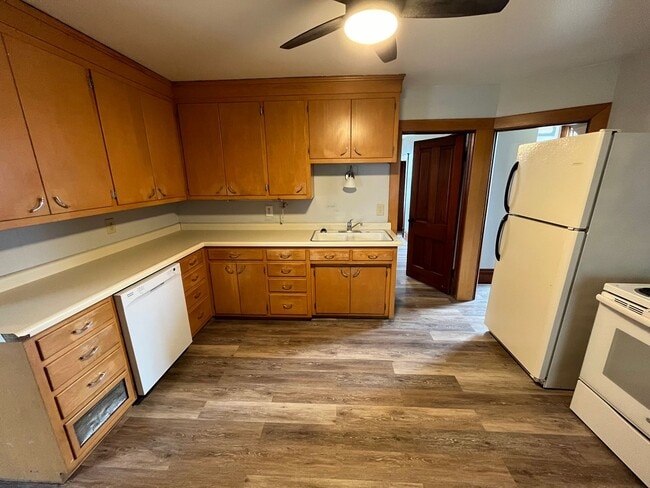 Photo - 902 S 4th Ave Unidad Lower