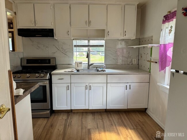 Photo - 154 N Randolphville Rd