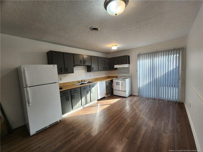 Photo - 1433 Artesian Ct