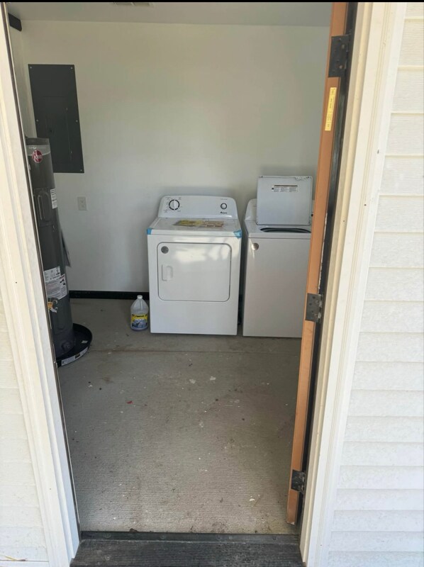 Photo - 1018 Glezen St