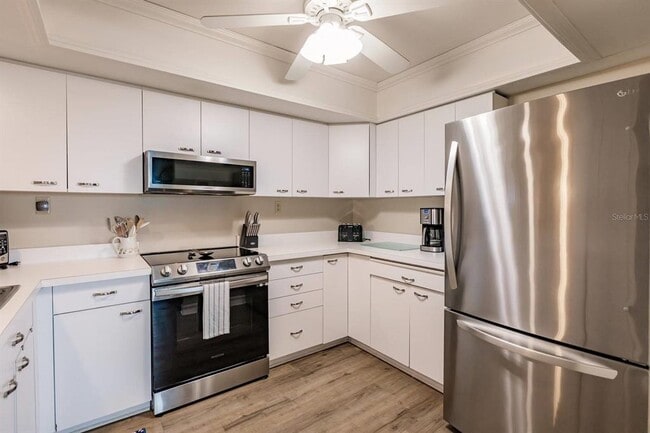 Photo - 1125 W Peppertree Dr Unit 701