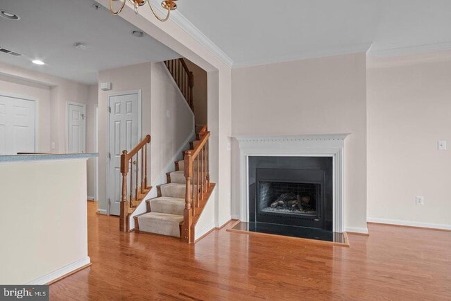 Photo - 4610 Battenburg Ln Unit 821