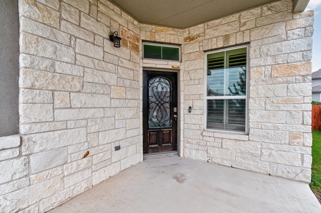 Photo - 118 Chisel Pt