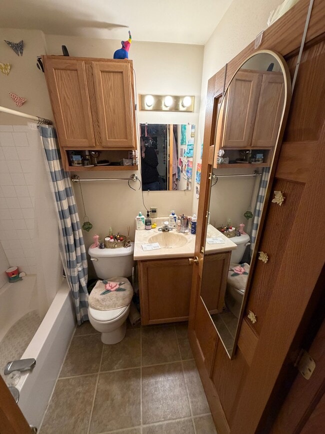 Photo - 114 W Gilman St Unit 11