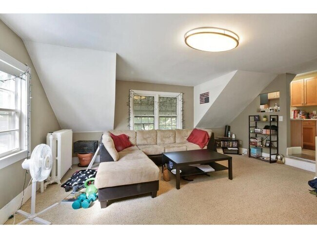 Photo - 1270 W Seminary Ave Unit #2