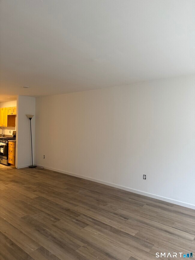 Photo - 15 Greenwich Ave Unit 9