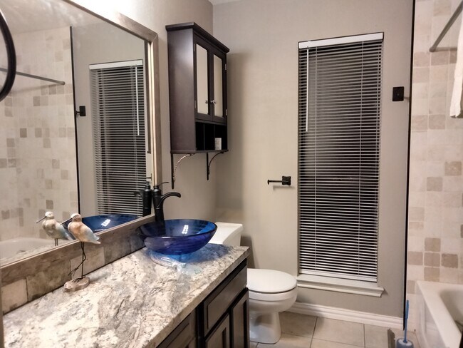 Photo - 213 Hickory Springs Dr