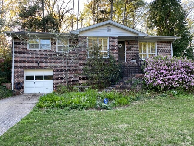 Building Photo - 4657 Clairmont Ave Rental