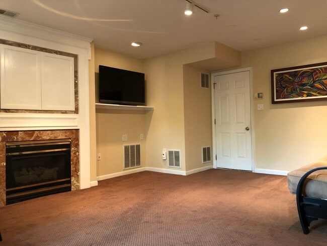 Photo - 4105 Cherry Hill Rd