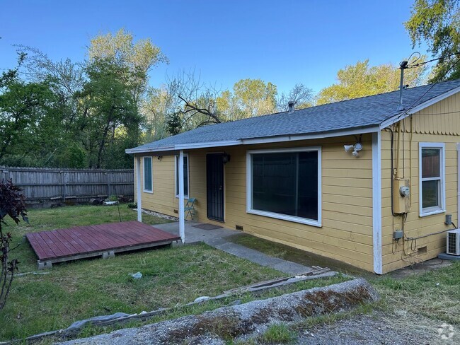 Building Photo - 5475 Miners Ranch Rd Rental