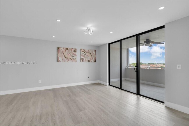 11755 SW 18th St Unit 409