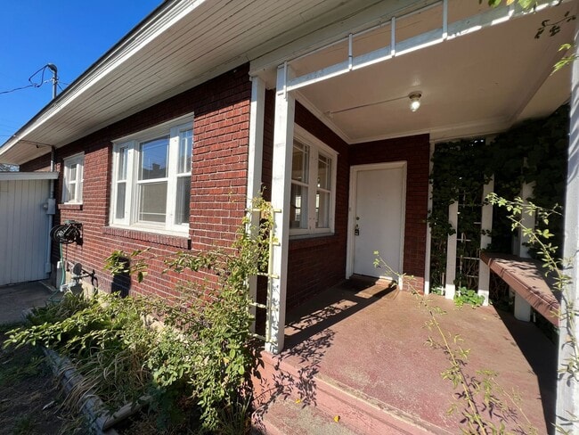 Photo - 1423 N Howard St