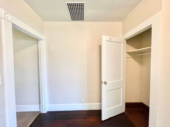 Photo - 1639-1639 E 31st St Unit 1637