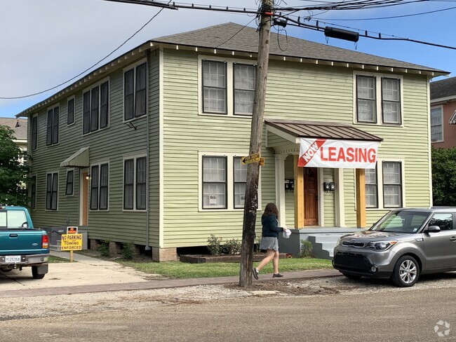 Building Photo - 157 E State St Unit 6 Rental