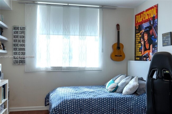 Photo - 2775 NE 187th St Unidad 629