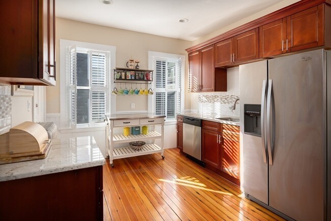 Photo - 69 Pleasant St Condo Unit 3
