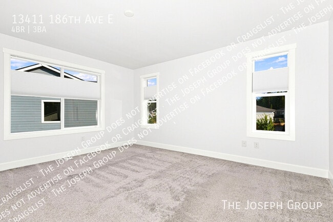 Photo - 13411 186th Ave E