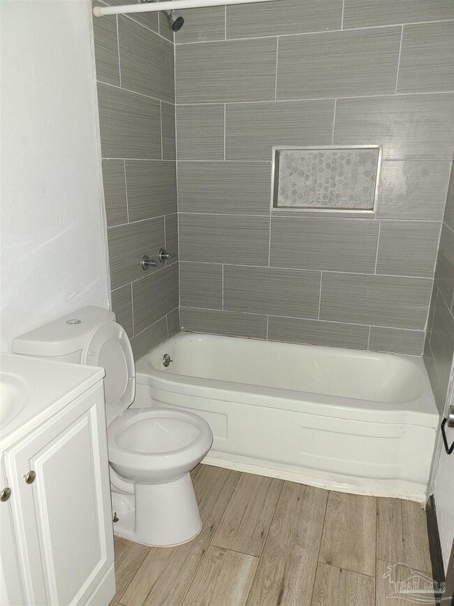 Photo - 701 Armenia Dr