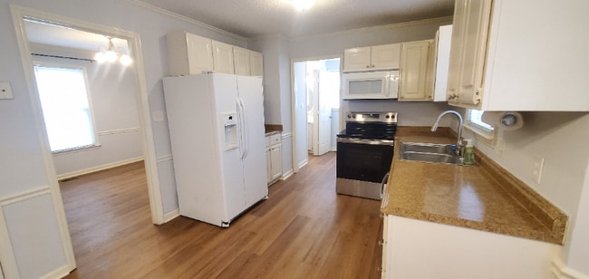 Photo - 7325 N Thorncliff Pl