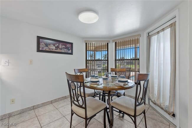 Photo - 1327 SE 17th St