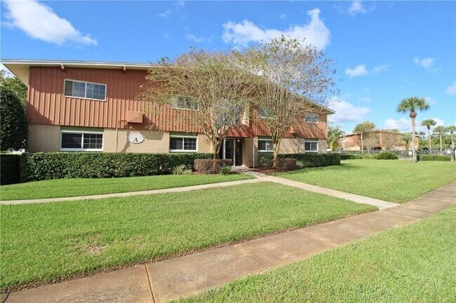Building Photo - 1695 Lee Rd Unit A113