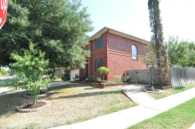 Photo - Spacious home for growing family with multiple dining and living areas! HUGE backyard!