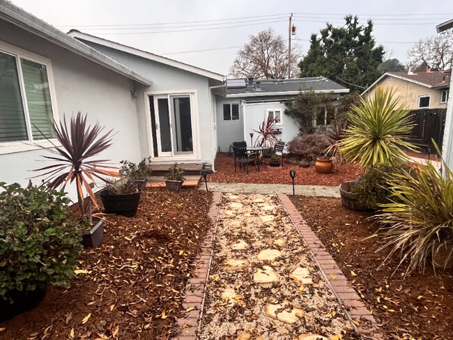 Photo - 805 Lamont Ave Unidad Main