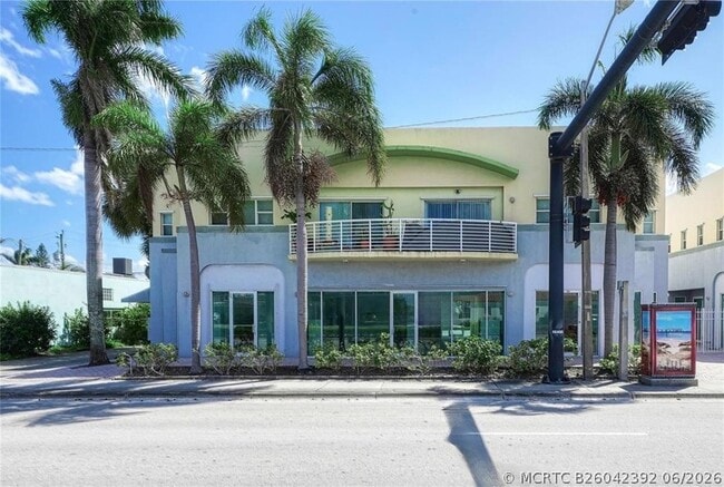 Building Photo - 200 E Dania Beach Blvd Unit 208