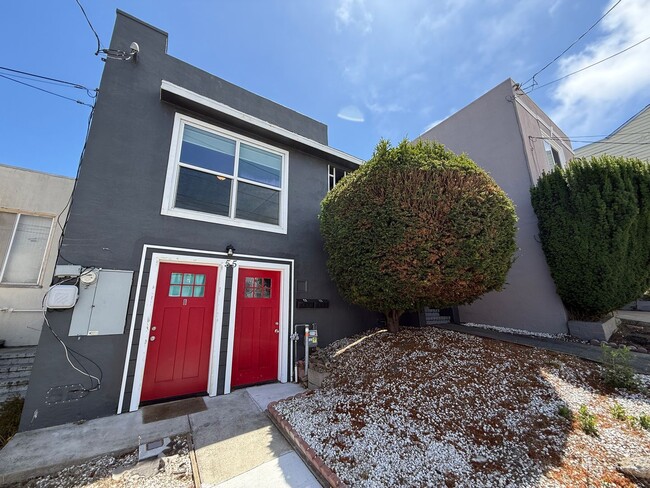Building Photo - Mission Terrace Neighborhood Beauty-Charmi... Rental
