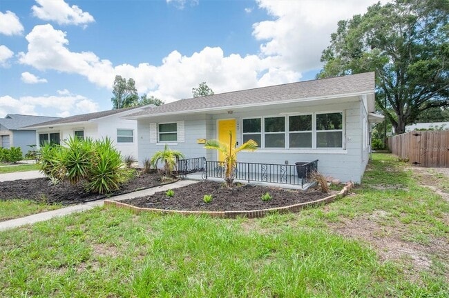 Photo - 5442 9th Ave N