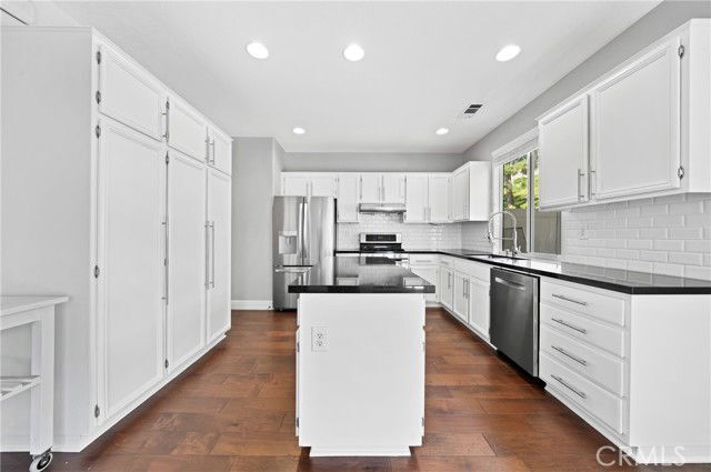 Photo - 10016 Albee Ave