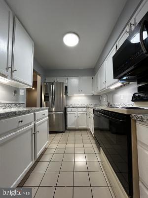 Photo - 5910 Ambassador Way