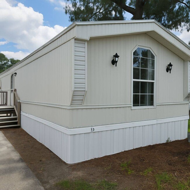 Photo - 2301 Parrott Dr House