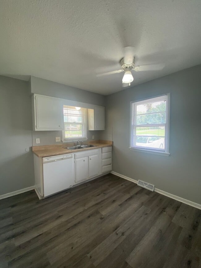 Photo - 3302 SE 5th St Unit 3302 SE 5th Street