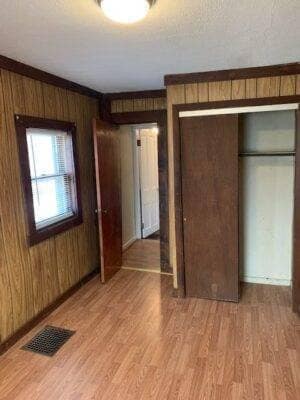 Photo - 128 E Perry St