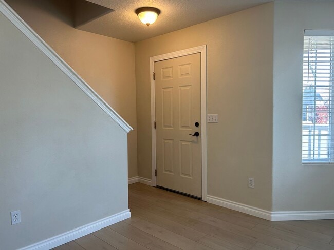 Photo - 2637 Dornoch Pl