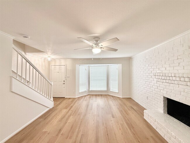 Photo - 1499 Springrock Ln