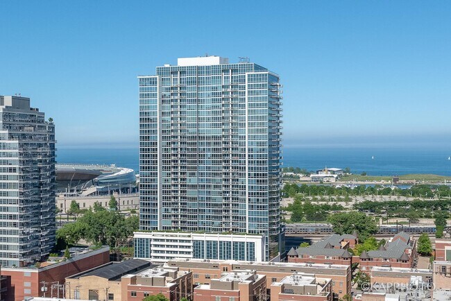 Photo - 1629 S Prairie Ave Condo Unit 2302