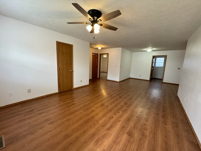 Photo - 2 Bed | 2 Bath | 1 Car Garage Home! 1000 sqft located in SPARTA!