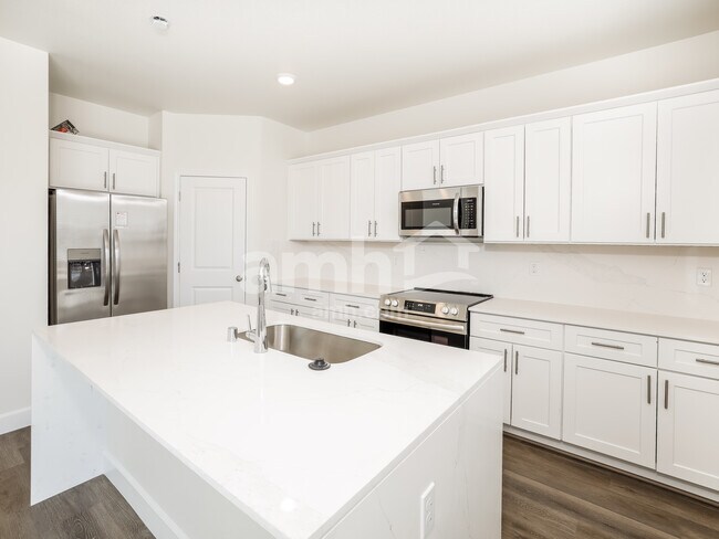 Photo - 6442 Intuition Ln