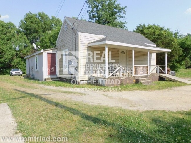 Building Photo - 919 B Asheboro St