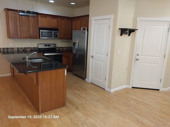 Photo - 2050 NW Yohn Ranch Dr