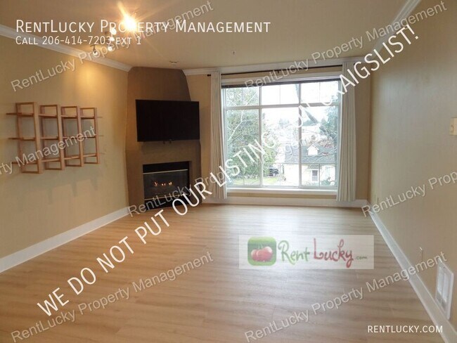 Photo - 4031 Aurora Ave N Unit 301