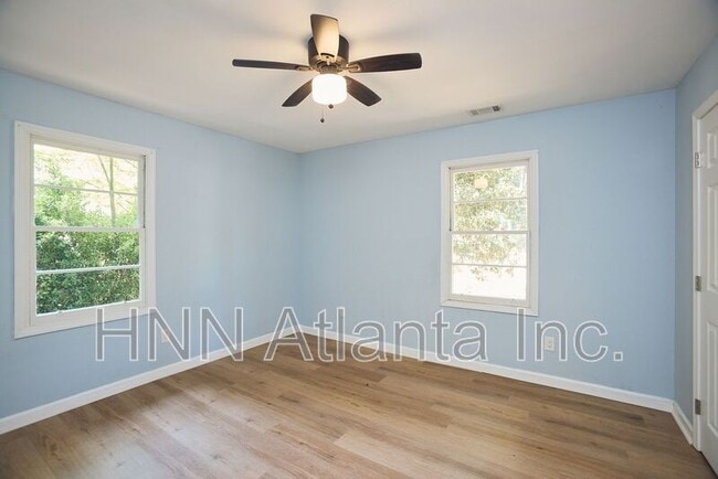 Photo - 3184 Pollard St