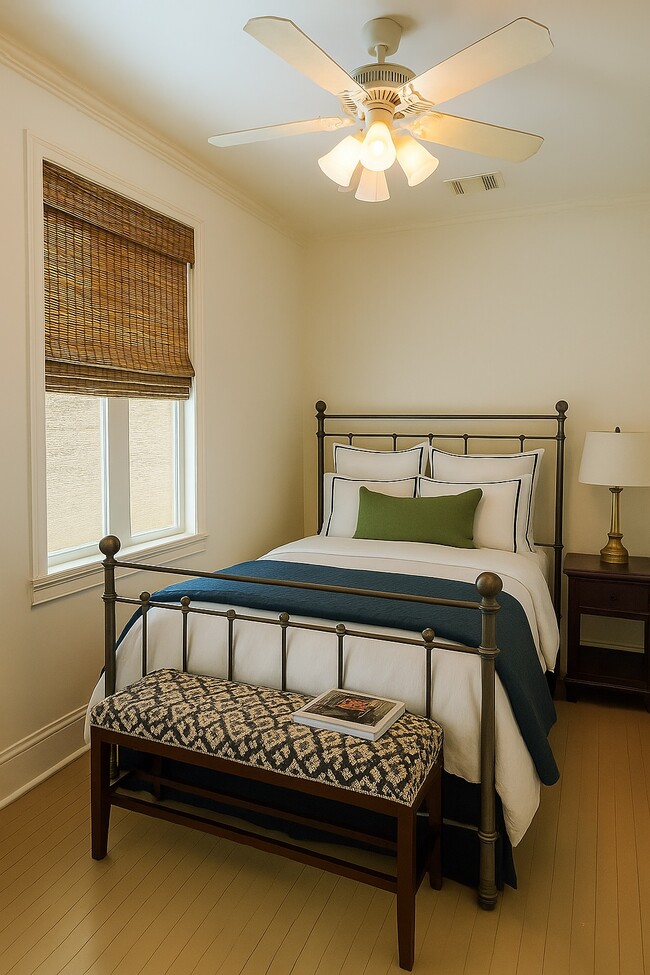 Photo - 2433 Palmer Ave