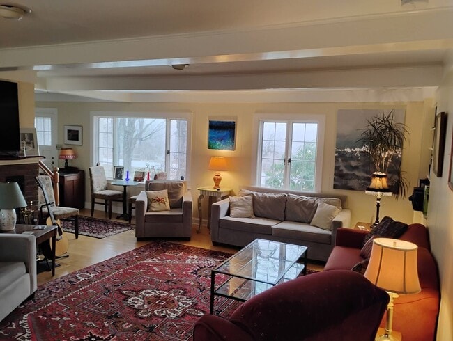 Photo - 873 Bragg Hill Rd Unit 2