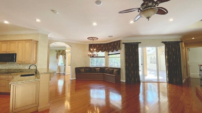 Photo - 9843 Vía Amati